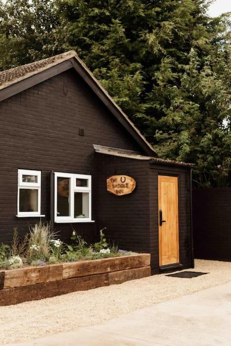 The Saddle Inn, Snetterton Circuit NWI Exterior photo