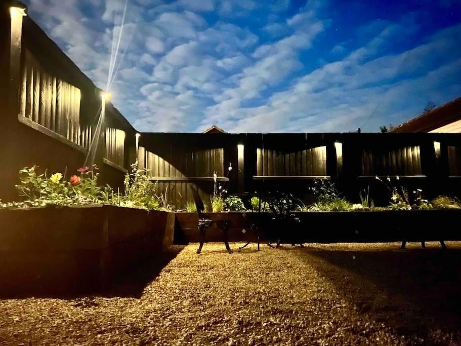The Saddle Inn, Snetterton Circuit NWI Exterior photo